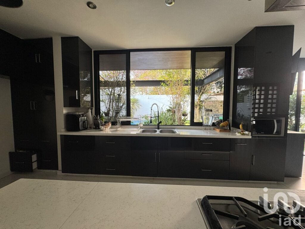 Casa moderna en venta en Acapatzingo Cuernavaca