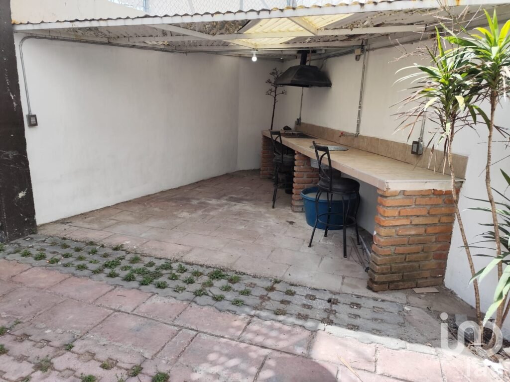 CASA AMPLIA  EN RENTA PARQUE DE POBLAMIENTO PACHUCA DE SOTO HIDALGO (NO ES FRACCIONAMIENTO)