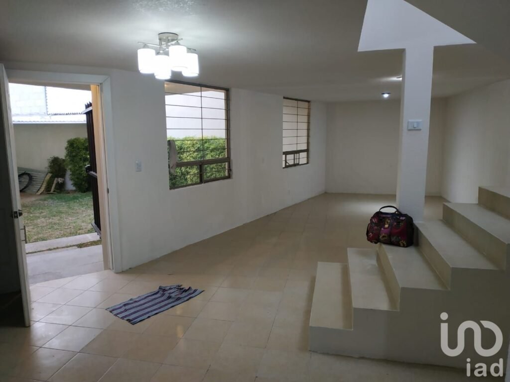 CASA AMPLIA  EN RENTA PARQUE DE POBLAMIENTO PACHUCA DE SOTO HIDALGO (NO ES FRACCIONAMIENTO)