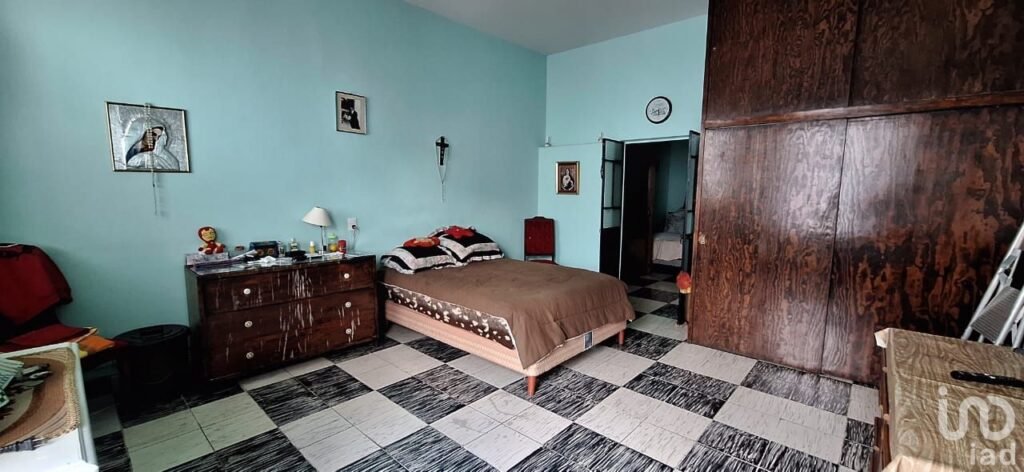 Propiedad en Venta en Zona Centro de Morelia, Ideal para Inversión
