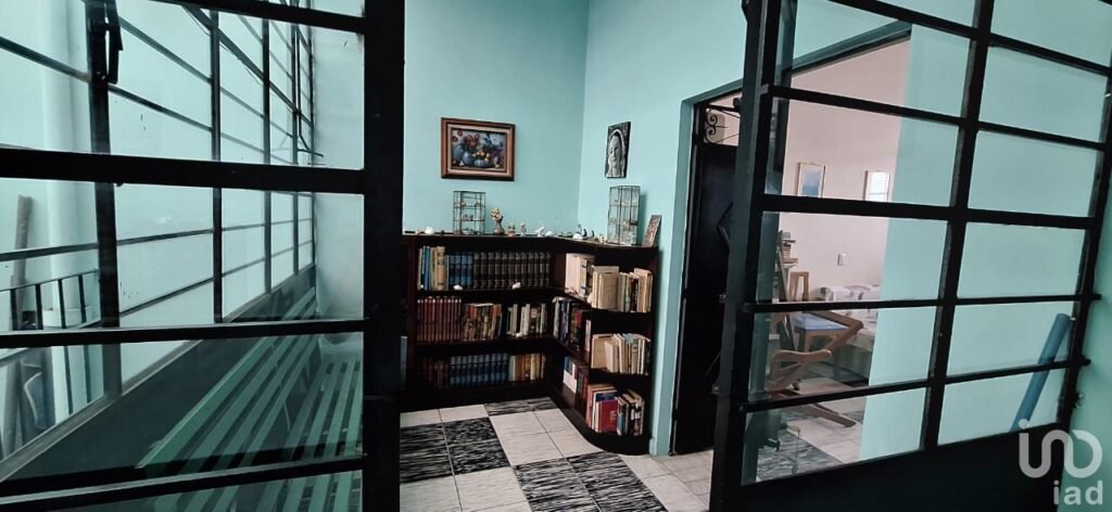 Propiedad en Venta en Zona Centro de Morelia, Ideal para Inversión