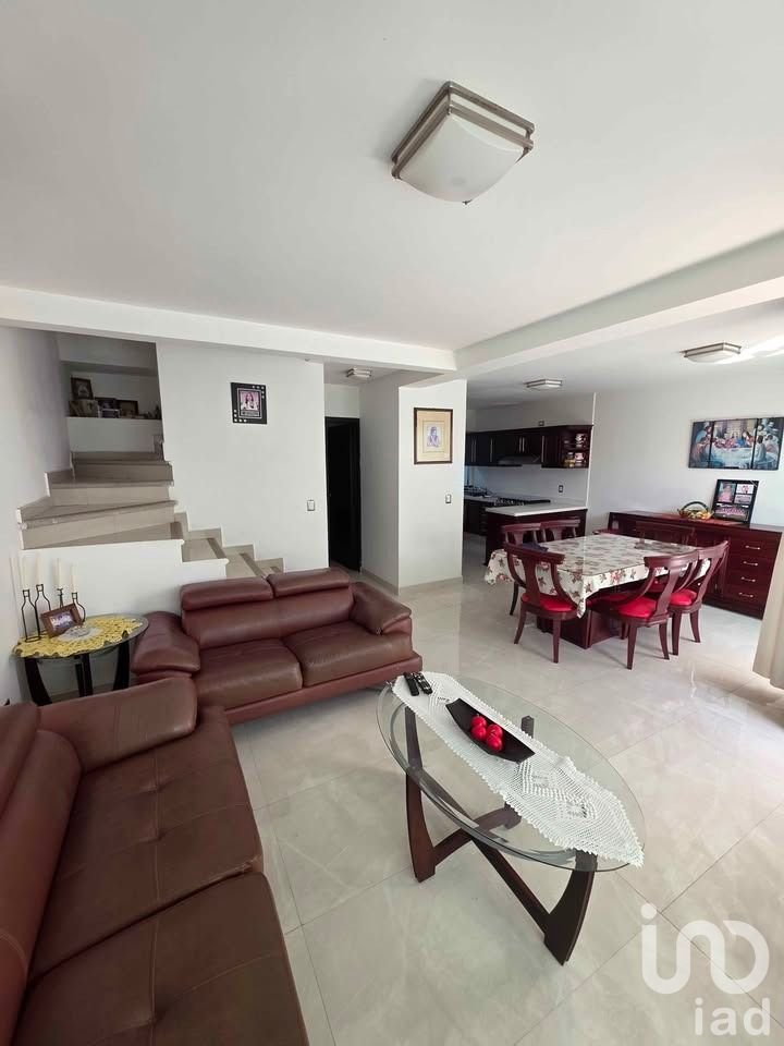VENTA DE CASA EN LOMA REAL, TUXTLA GUTIERREZ