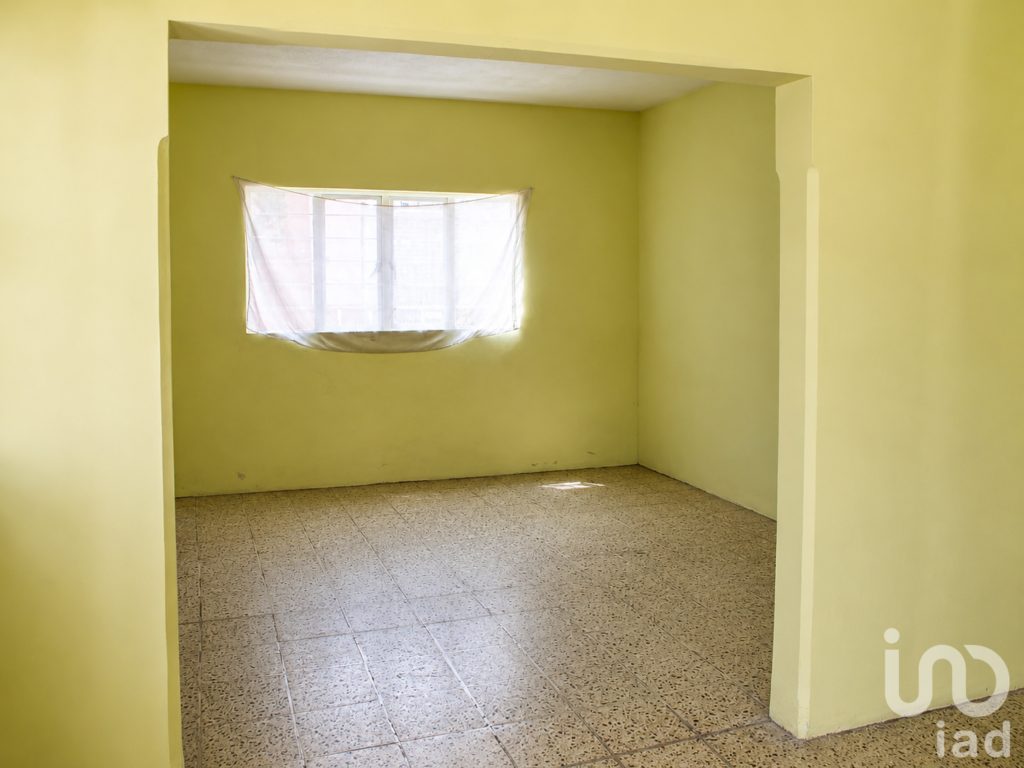 VENTA DE CASA EN CALLE TULIPAN, COL. JARDINES DEL TEPEYAC. ECATEPEC DE MORELOS.