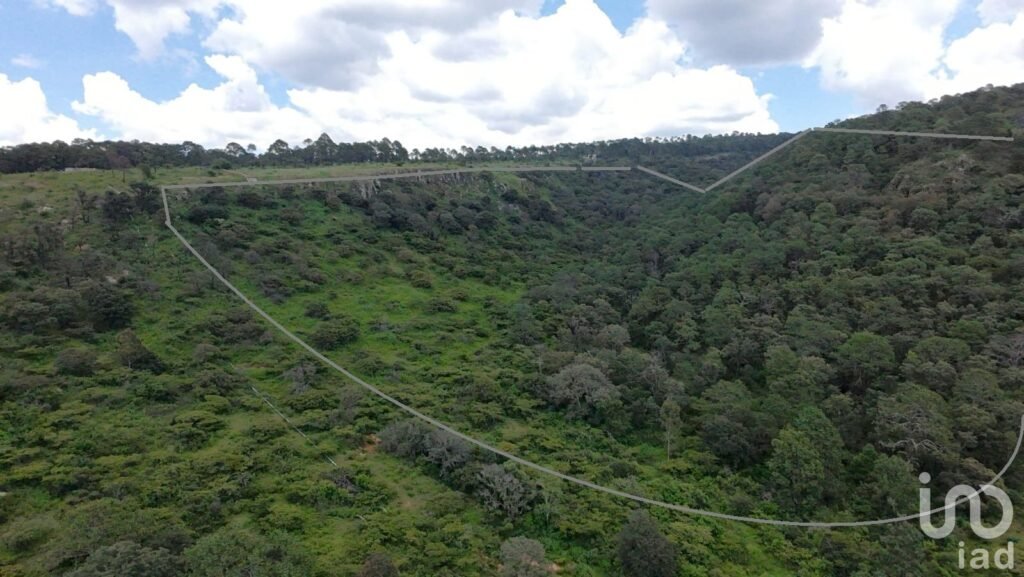 Terreno en venta en Tapalpa a unos metros del Centro
