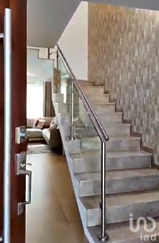 Casa de 3 Recámaras, 2.5 Baños, Vestíbulo y Cocina equipada en Ziré | Entrega Inmediata,