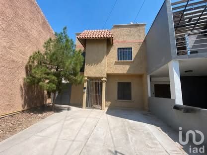 CASA EN RENTA EN CALZADA DEL RIO FRACCIONAMIENTO LAS GAVIOTAS