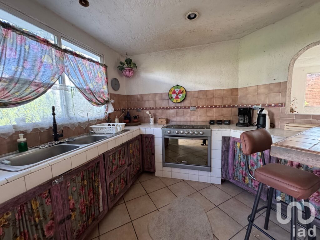 Residencia estilo Mexicano Contemporáneo  en Morillotla cerca de la UDLAP Y UVM  en Puebla