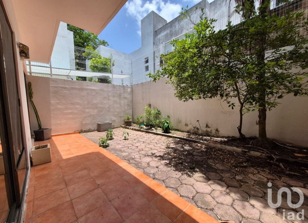 CASA EN VENTA JADE RESIDENCIAL CANCUN