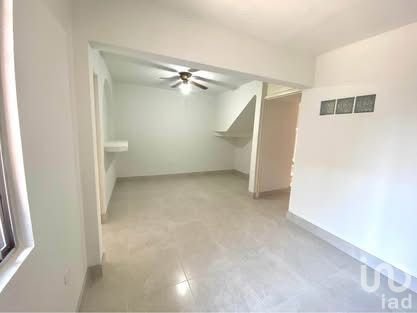 CASA EN VENTA EN CALLE VALLE DE LAS TORRES COMPLETAMENTE REMODELADA