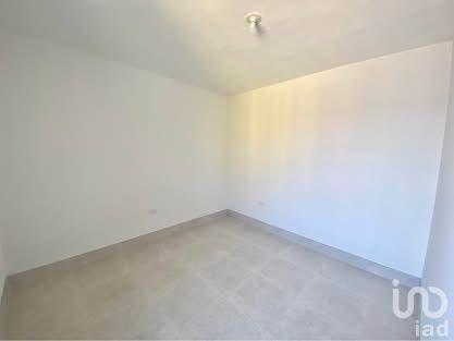 CASA EN VENTA EN CALLE VALLE DE LAS TORRES COMPLETAMENTE REMODELADA