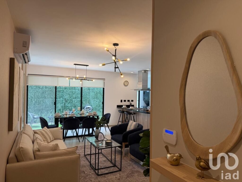 Casa en Venta Diseño Moderno con Recámara en Planta Baja Zibatá