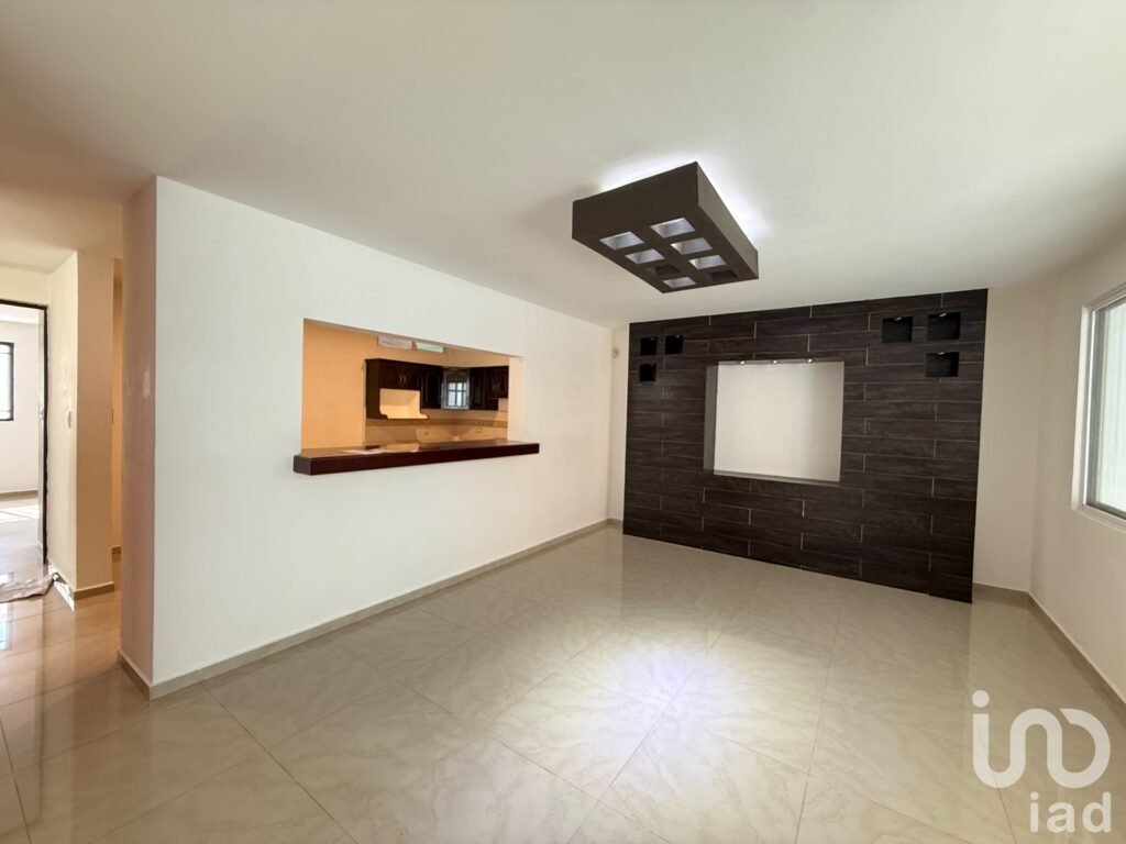 CASA EN RENTA EN FRANCISCO DE MONTEJO