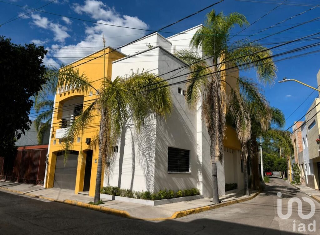 CASA EN VENTA EN VENTA EN AGUASCALIENTES EN BARRIO DE GUADALUPE ZONA CENTRO