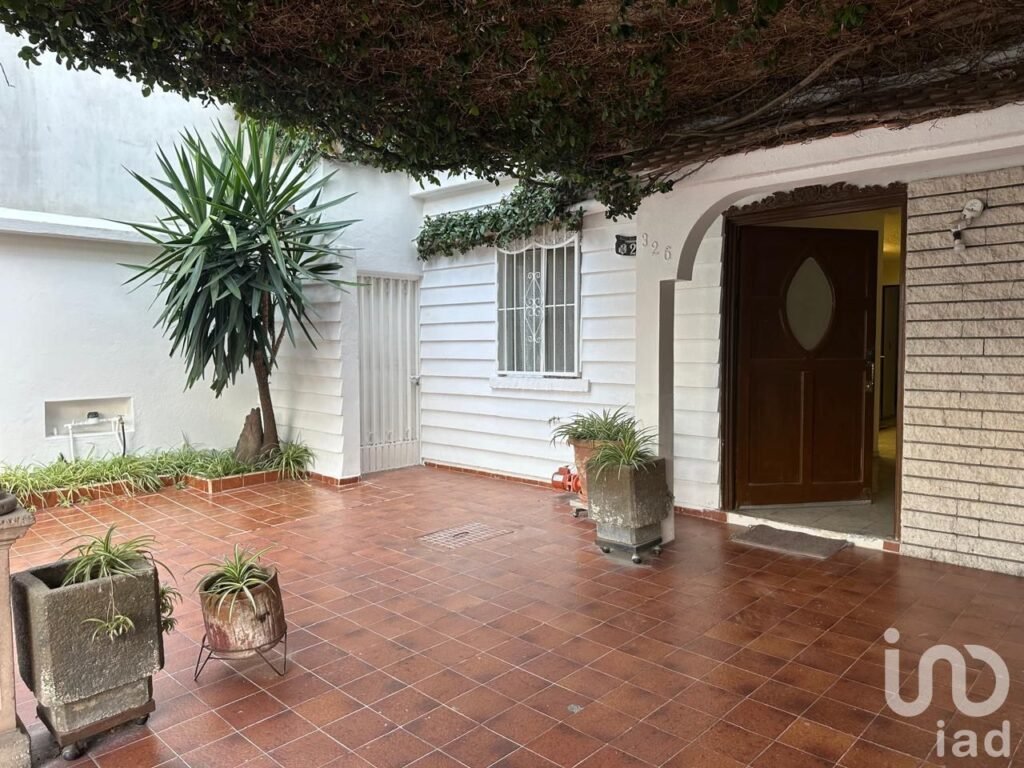 CASA EN VENTA EN COLINAS DEL RIO AGUASCALIENTES