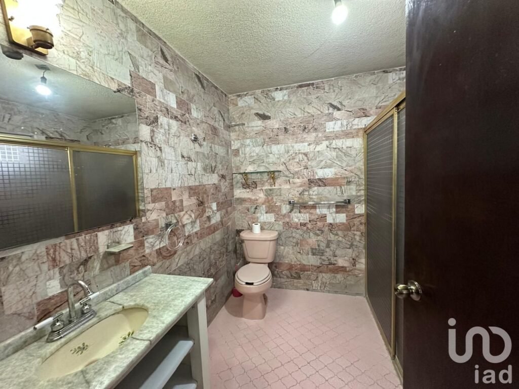 CASA EN VENTA EN COLINAS DEL RIO AGUASCALIENTES