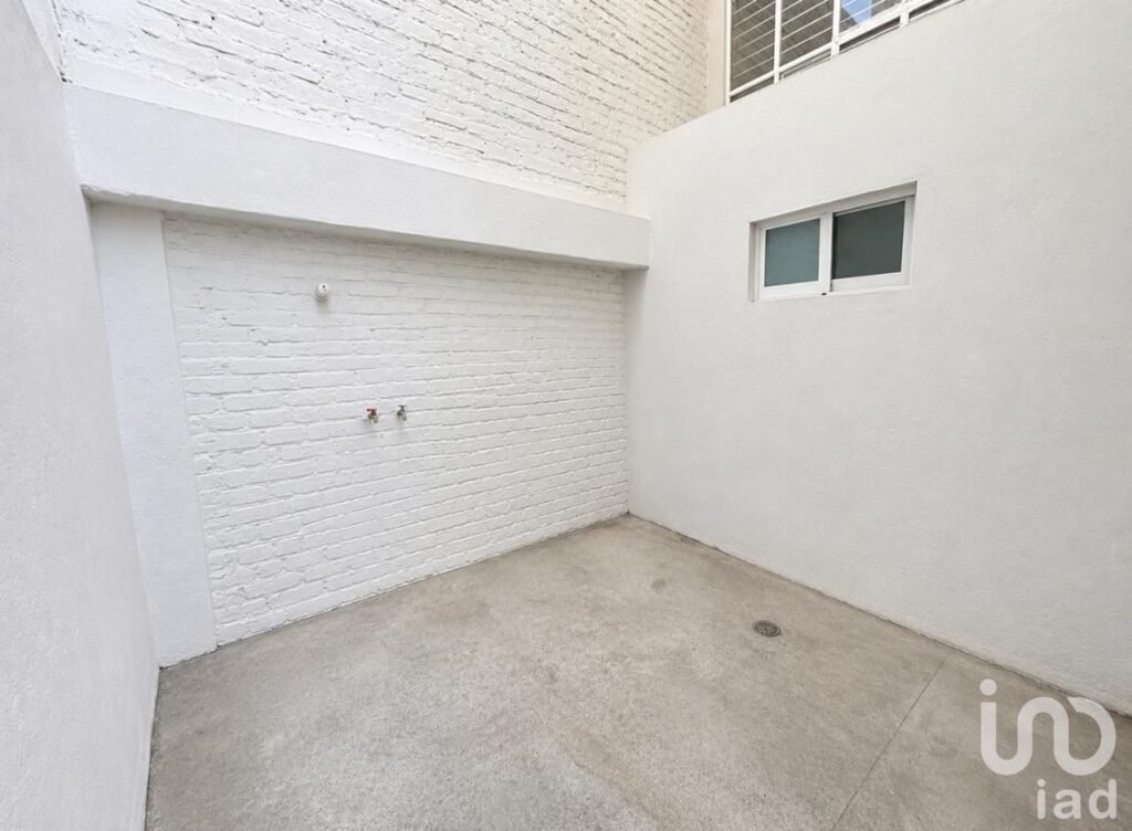 CASA EN VENTA EN COLINAS DEL RIO AGUASCALIENTES