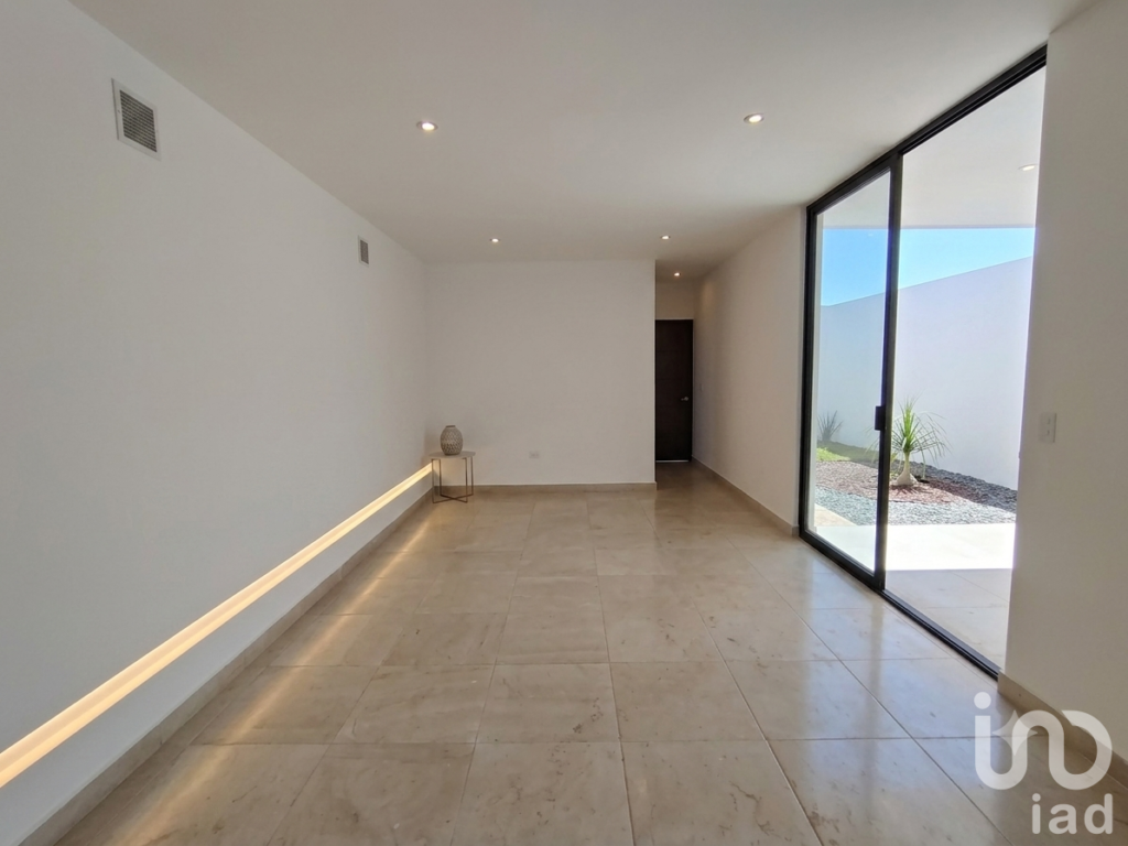 Casa en  cerrada con amenidades en zona viñedos en Torreón