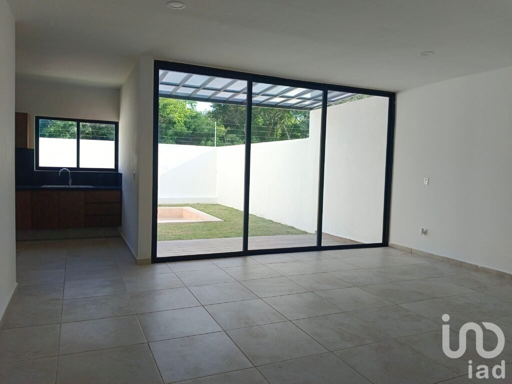 Casa en venta en privada con amenidades al Norte de Mérida, Yucatán.