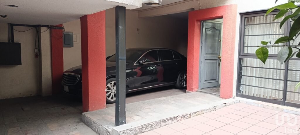 Renta Casa con Acabados Finos y Elegantes