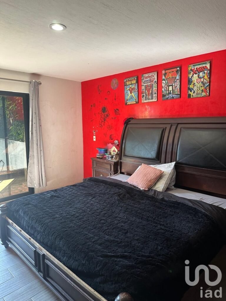 SE VENDE CASA EN LA SEGUNDA SECCION DE BUGAMBILIAS EN ZAPOPAN JALISCO