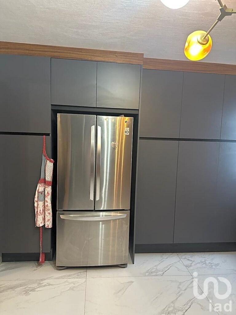 SE VENDE CASA EN LA SEGUNDA SECCION DE BUGAMBILIAS EN ZAPOPAN JALISCO