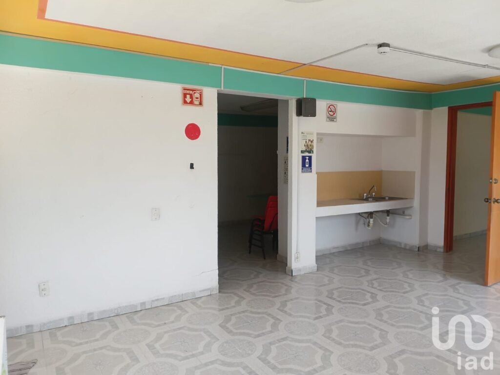 Venta de inmueble comercial de usos múltiples / excelente oportunidad de inversión