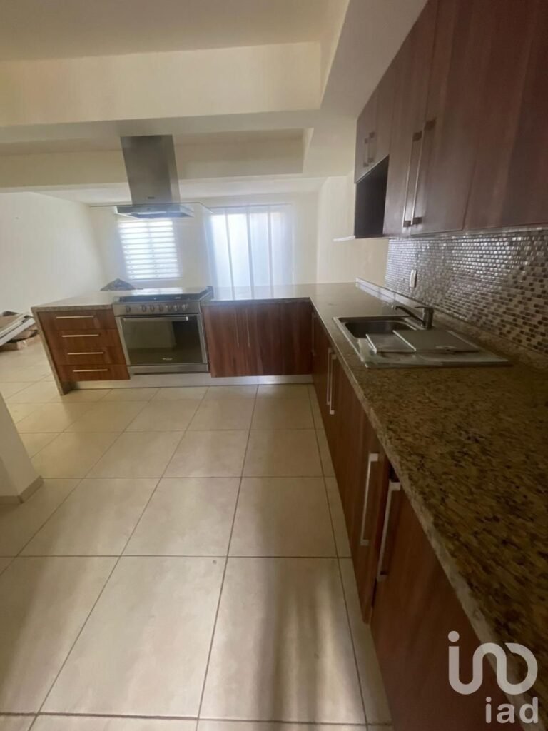CASA EN RENTA QUERETARO ZIBATA