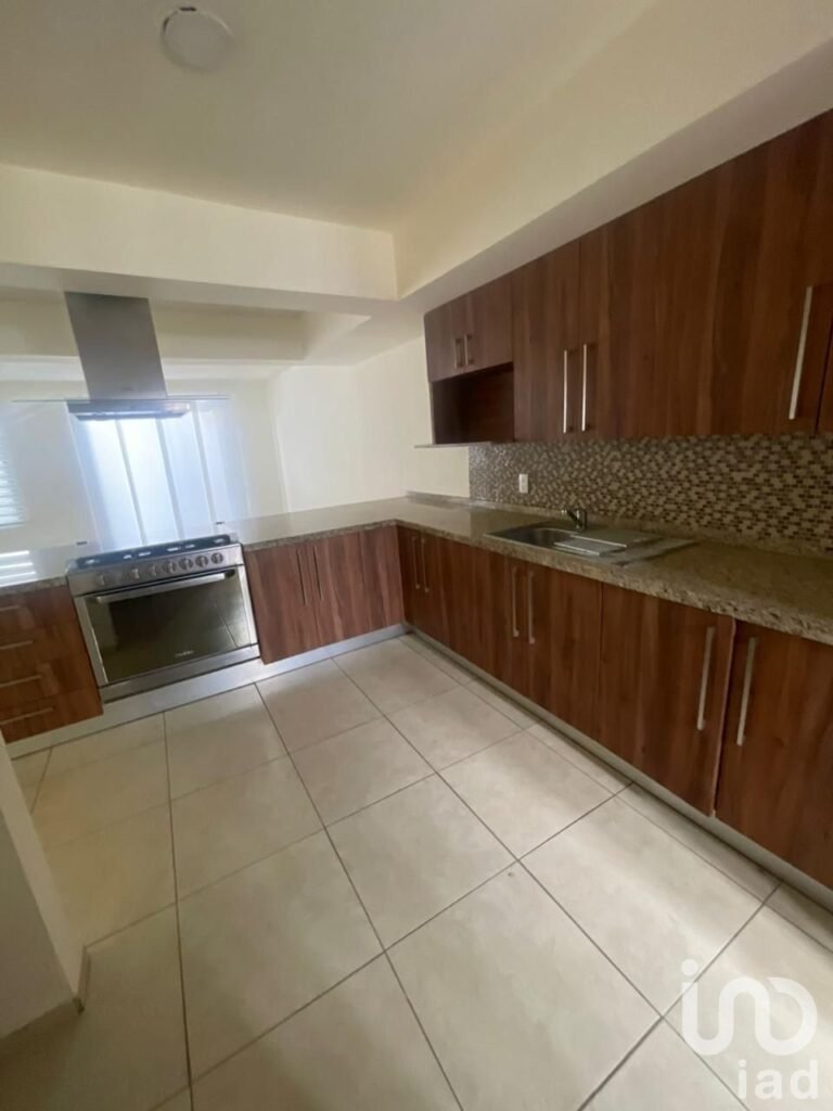 CASA EN RENTA QUERETARO ZIBATA