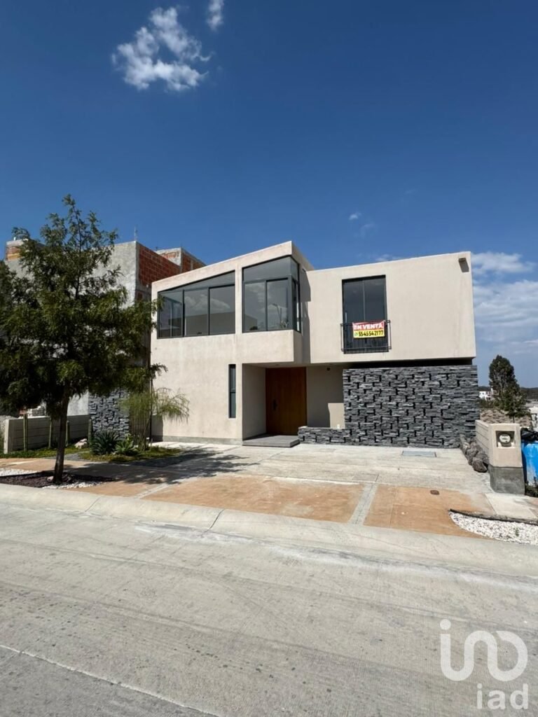 Casa en venta en Querétaro Mallorca Residencial cerca de centro sur