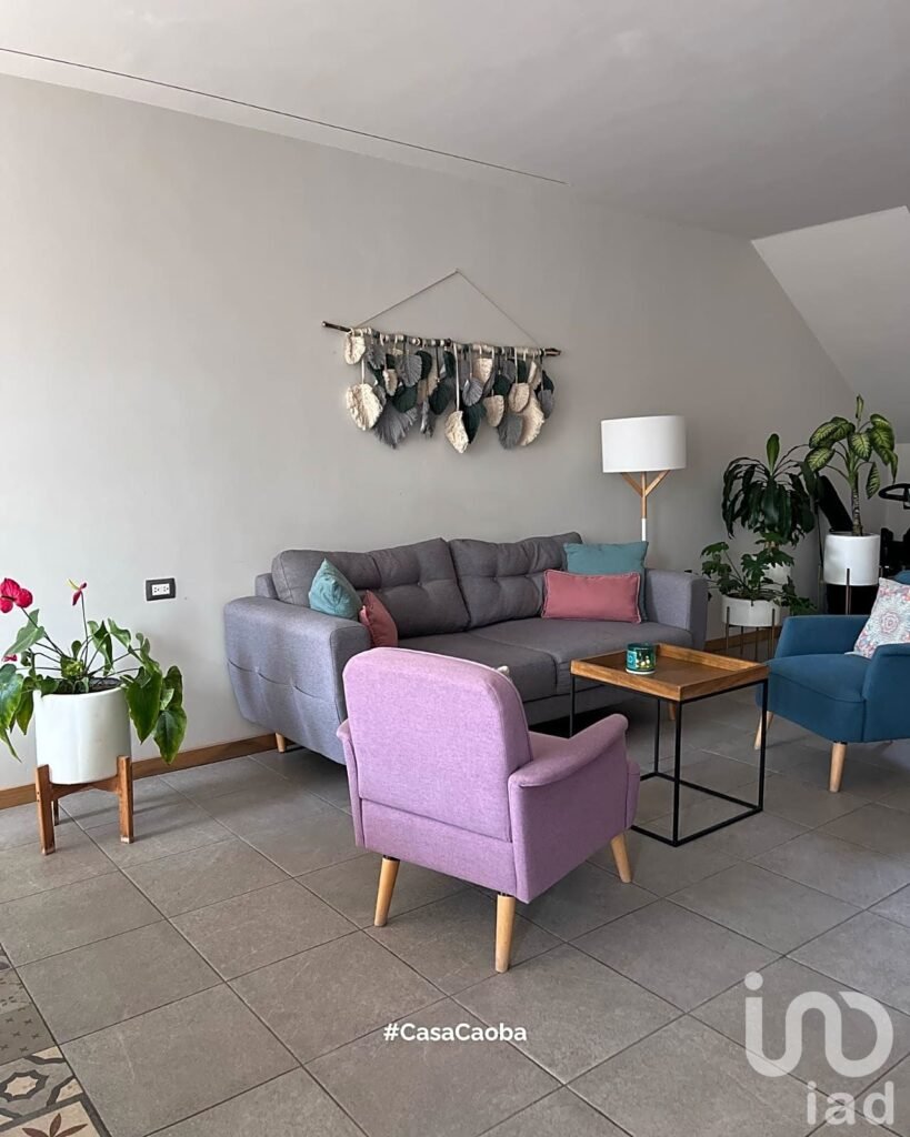 VENTA DE CASA  CON 4 HABITACIONES, ZONA ZEREZOTLA