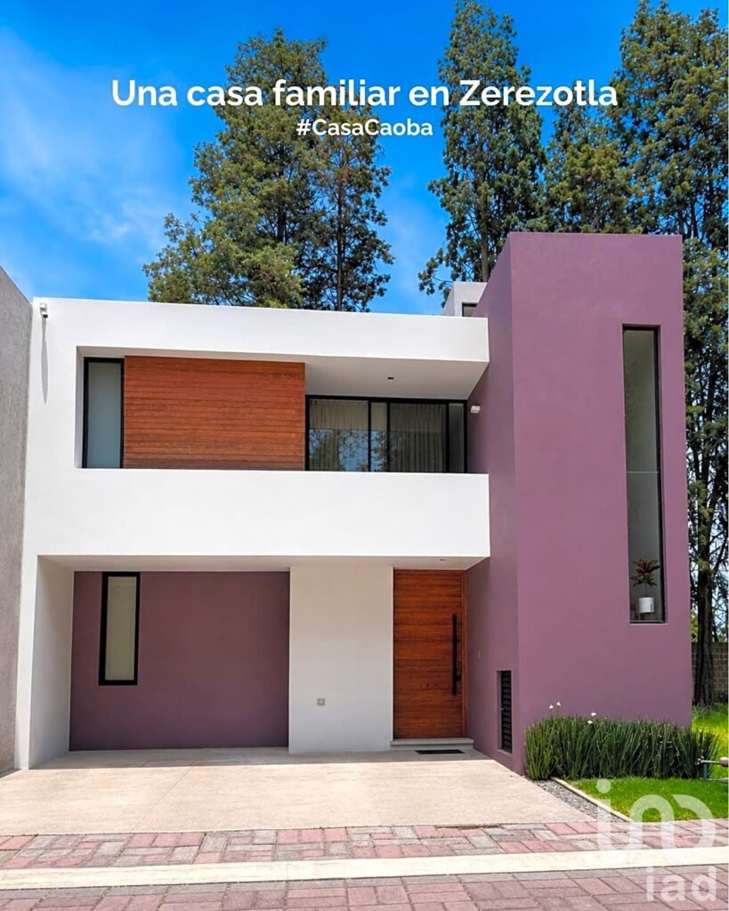 VENTA DE CASA  CON 4 HABITACIONES, ZONA ZEREZOTLA