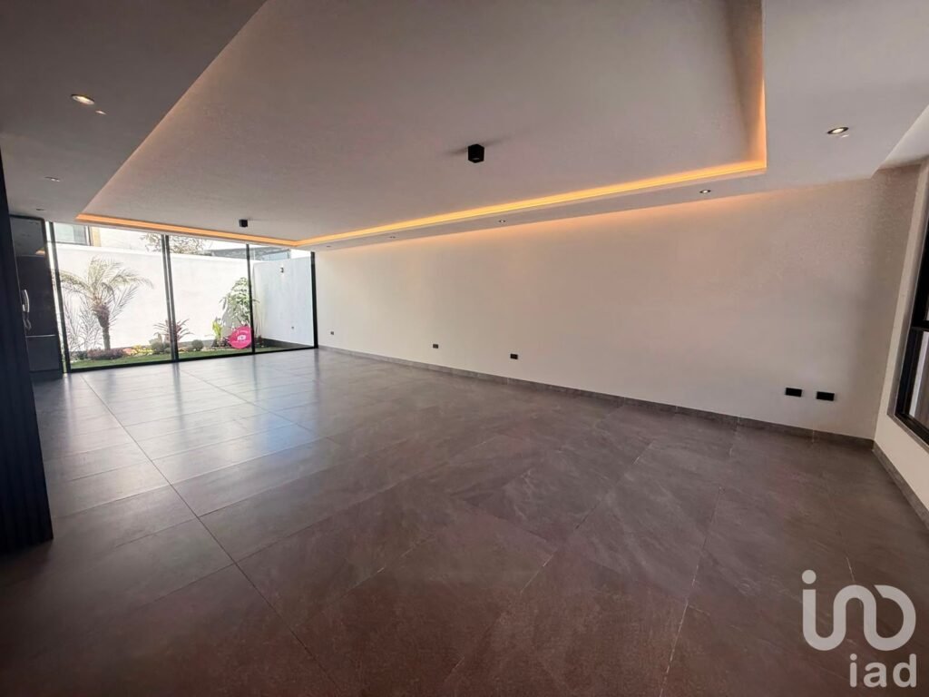 RESIDENCIA DE LUJO EN VENTA EN LOMAS DE ANGELOPOLIS