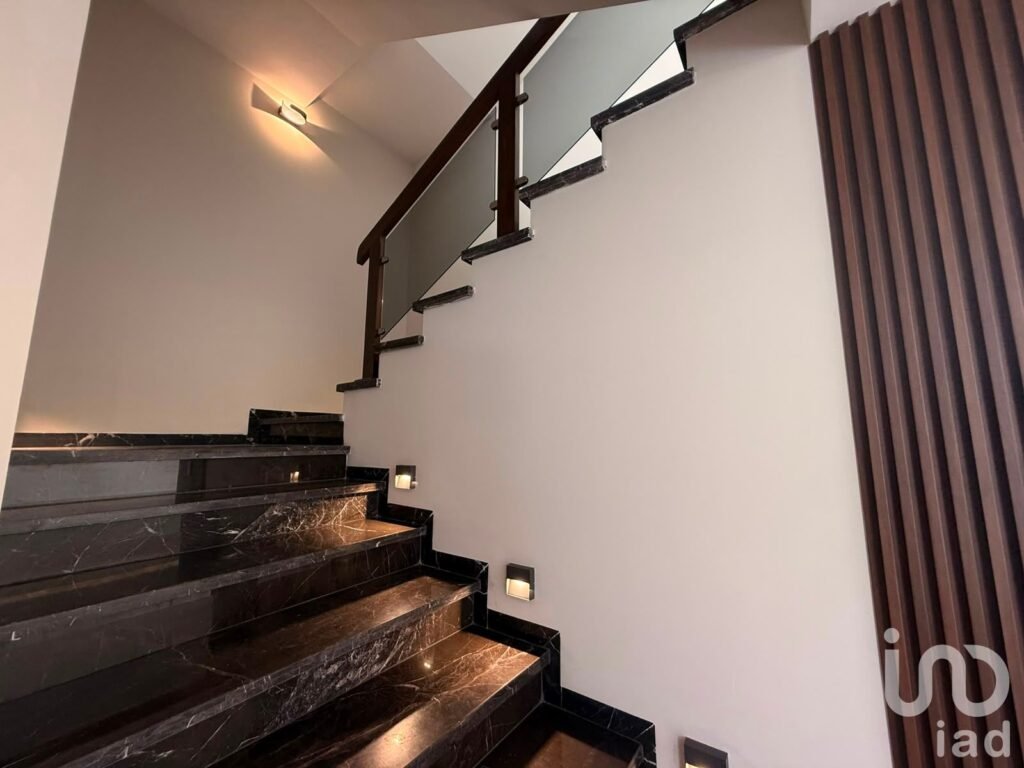 RESIDENCIA DE LUJO EN VENTA EN LOMAS DE ANGELOPOLIS