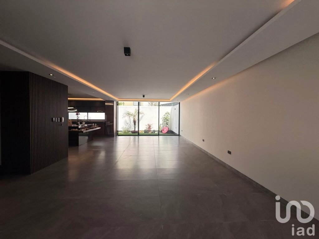 RESIDENCIA DE LUJO EN VENTA EN LOMAS DE ANGELOPOLIS
