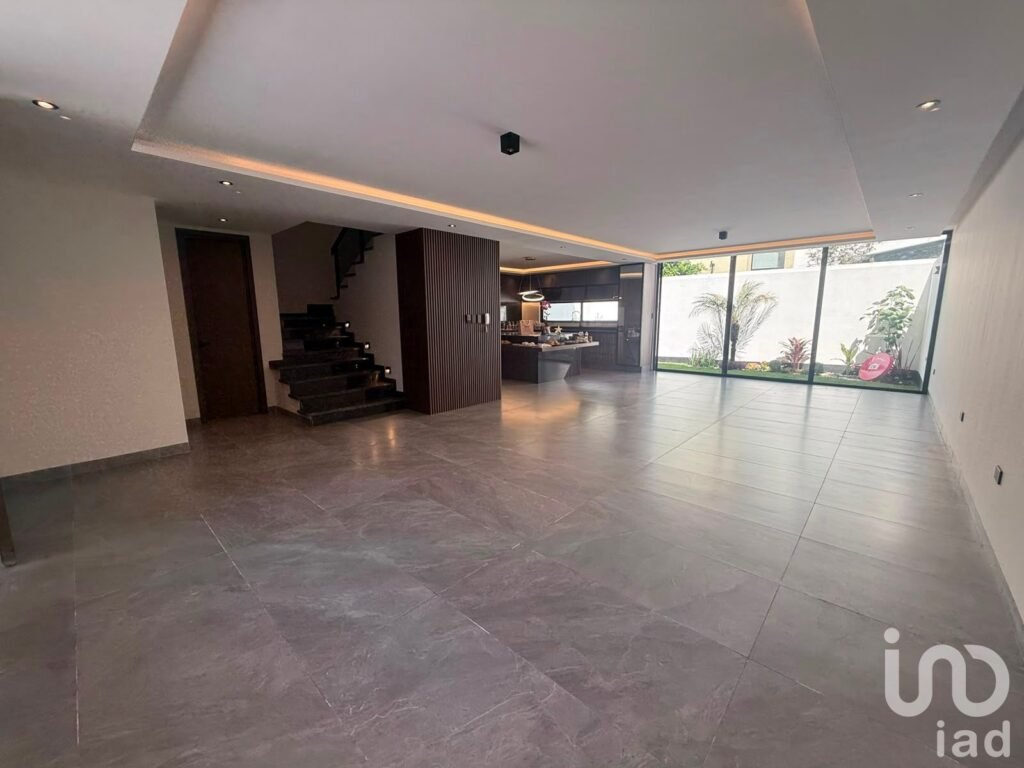 RESIDENCIA DE LUJO EN VENTA EN LOMAS DE ANGELOPOLIS