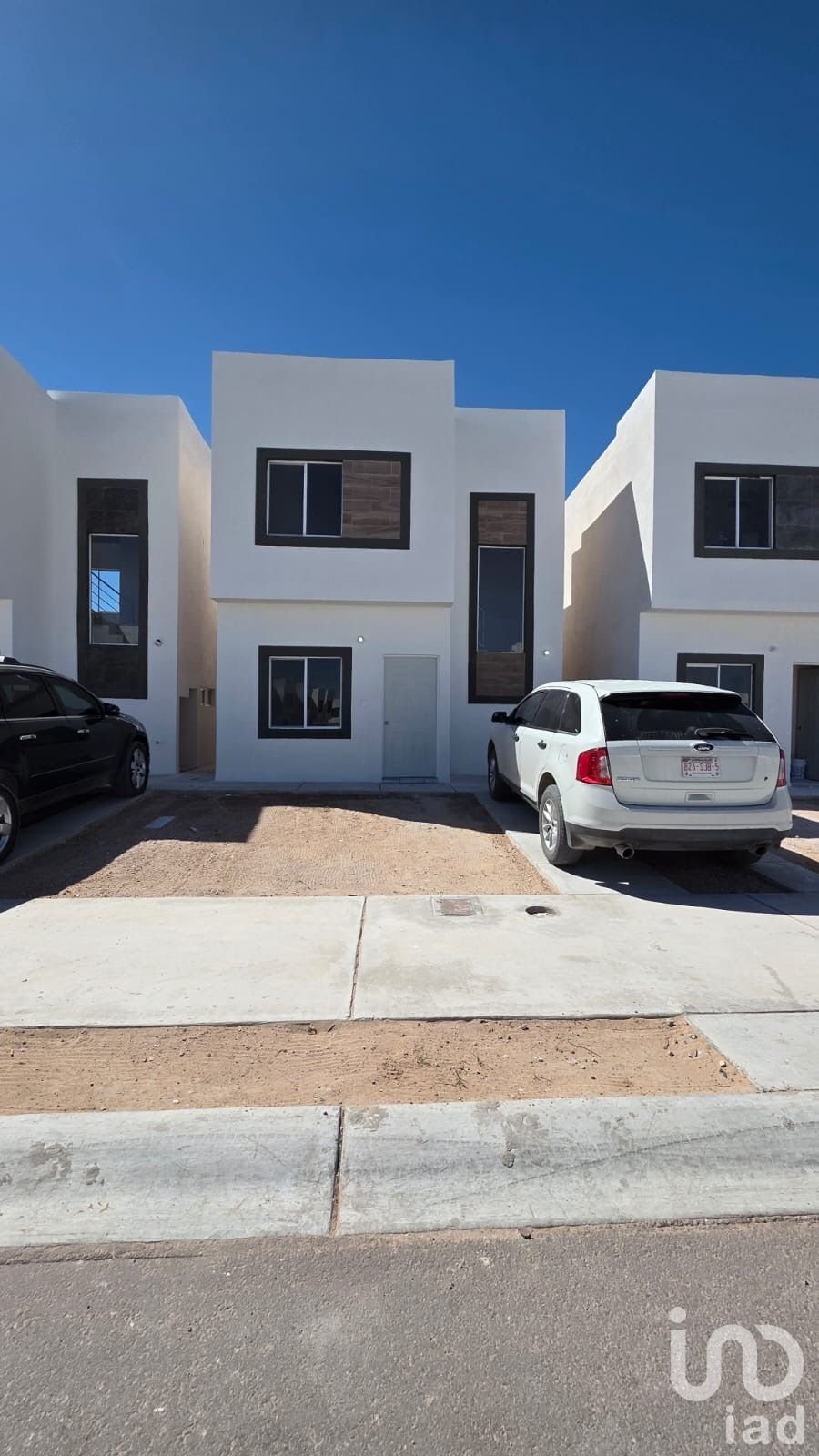 CASA NUEVA  EN RENTA EN EL FRACCIONAMIENTO PORTALES DE SAN ANTONIO