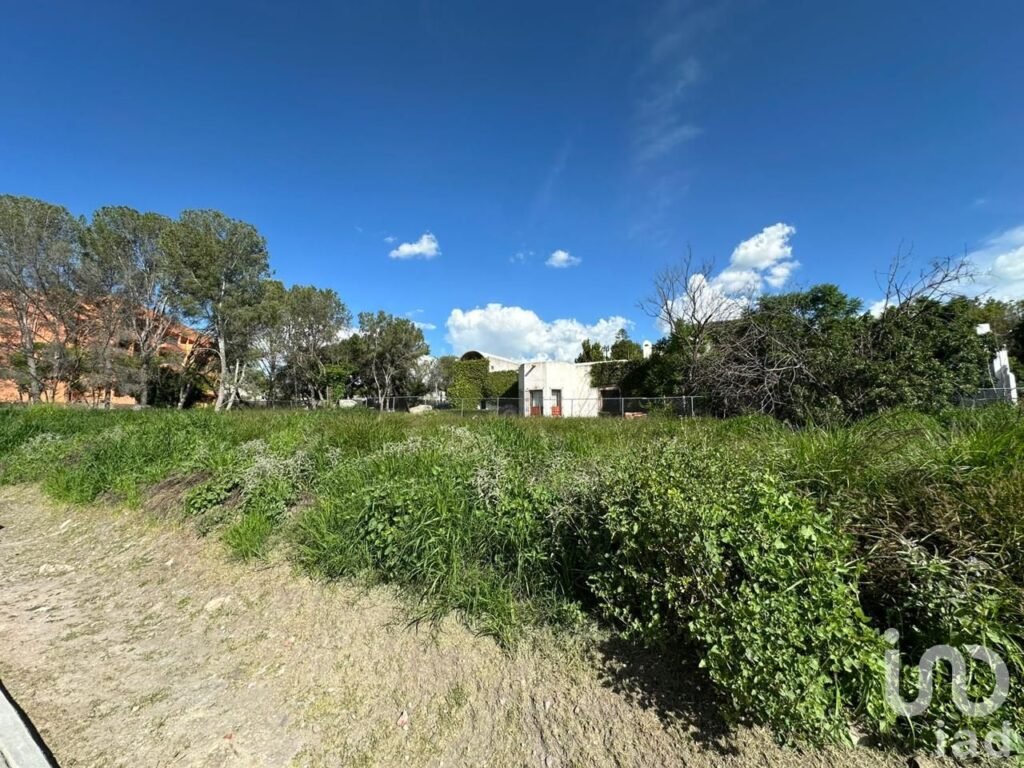 Terreno en Venta en Antigua Hacienda, El Campanario Queretaro
