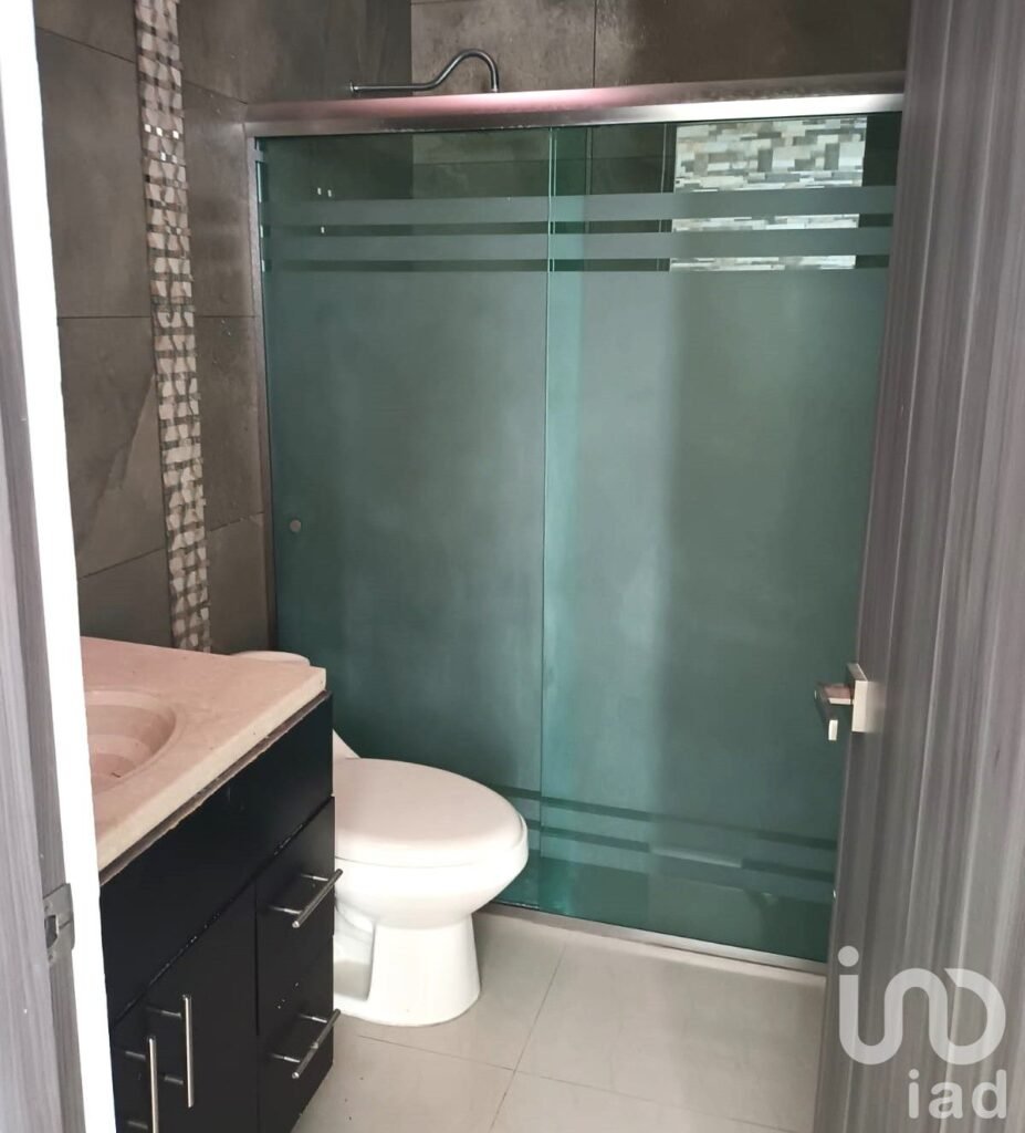 Casa en venta, con alta plusvalía en Residencial Bonaterra.
