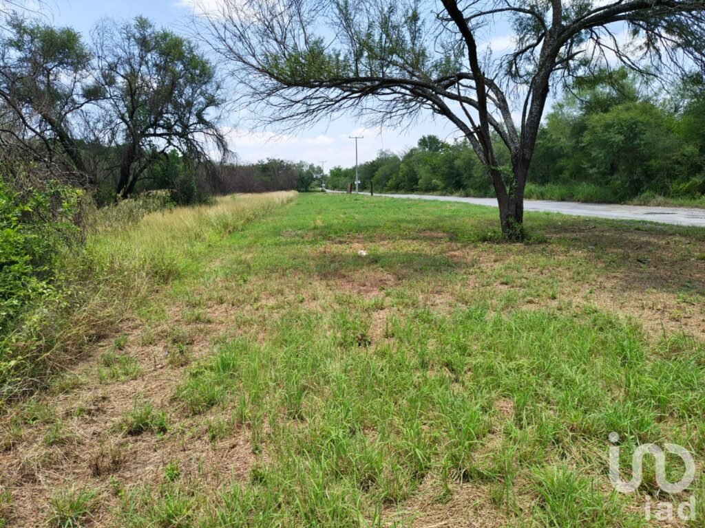 Venta de Terreno de 4.7 Has. Los Sabinos, en Cadereyta. Alta Demanda para Fraccionar $12,700,000