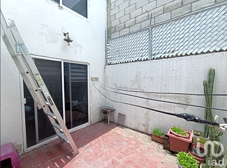 Casa en Av de los Mezquites 60, int 4, conjunto habitacional de los mezquites, Cp 76912, Querétaro