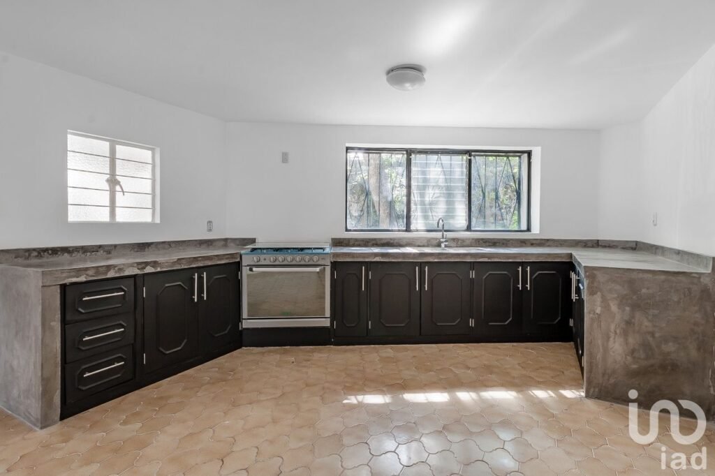 Casa en venta en Zona Norte de Cuernavaca amplios jardines