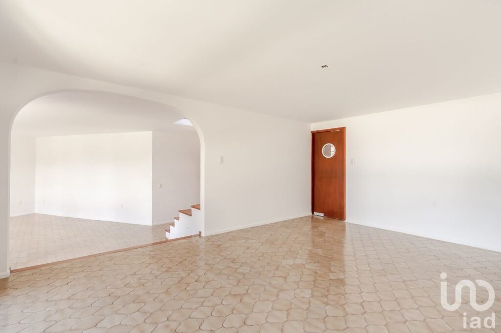 Casa en venta en Zona Norte de Cuernavaca amplios jardines