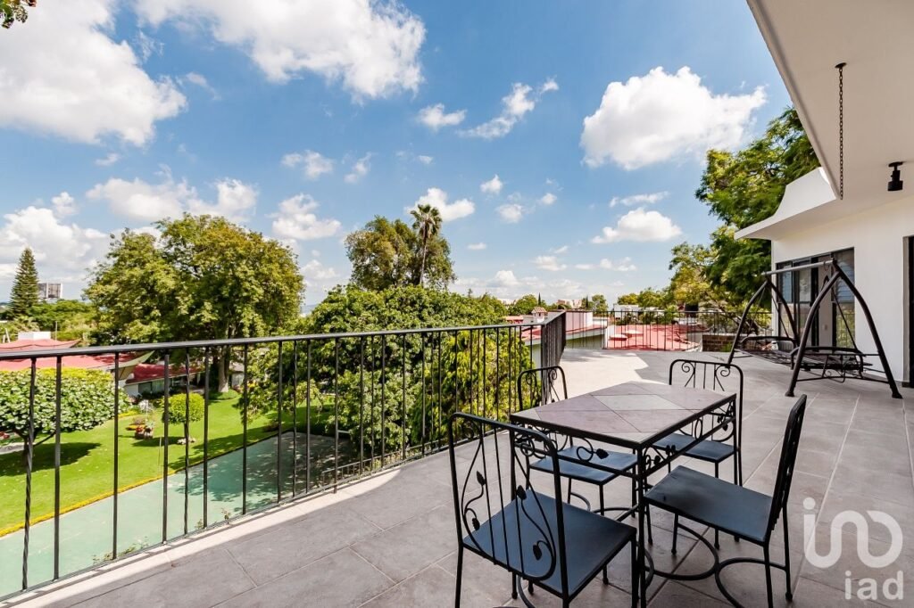 Casa en Renta en Zona Norte de Cuernavaca amplios jardines