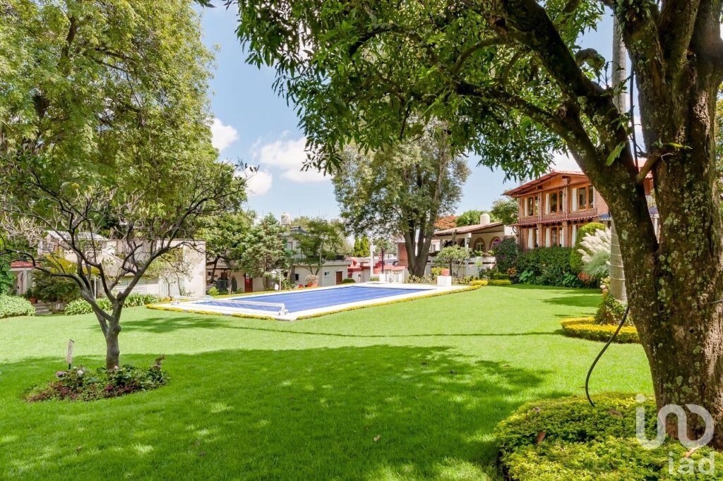Casa en Renta en Zona Norte de Cuernavaca amplios jardines