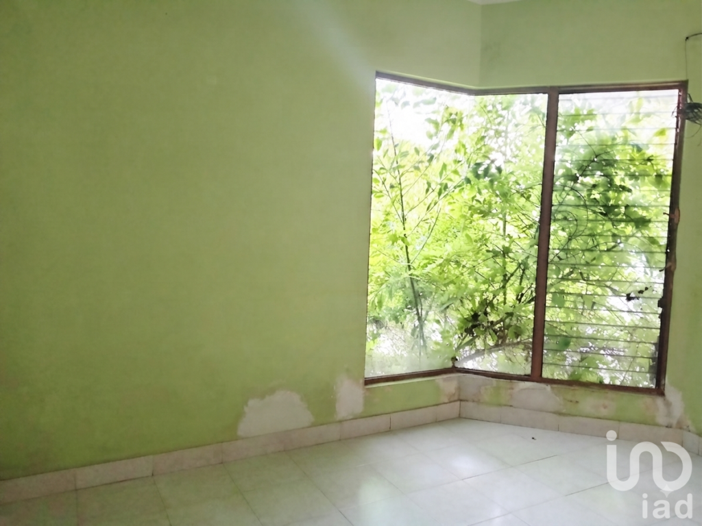 Casa en venta con excelente ubicación y potencial de uso comercial, cerca de Av. Zaragoza