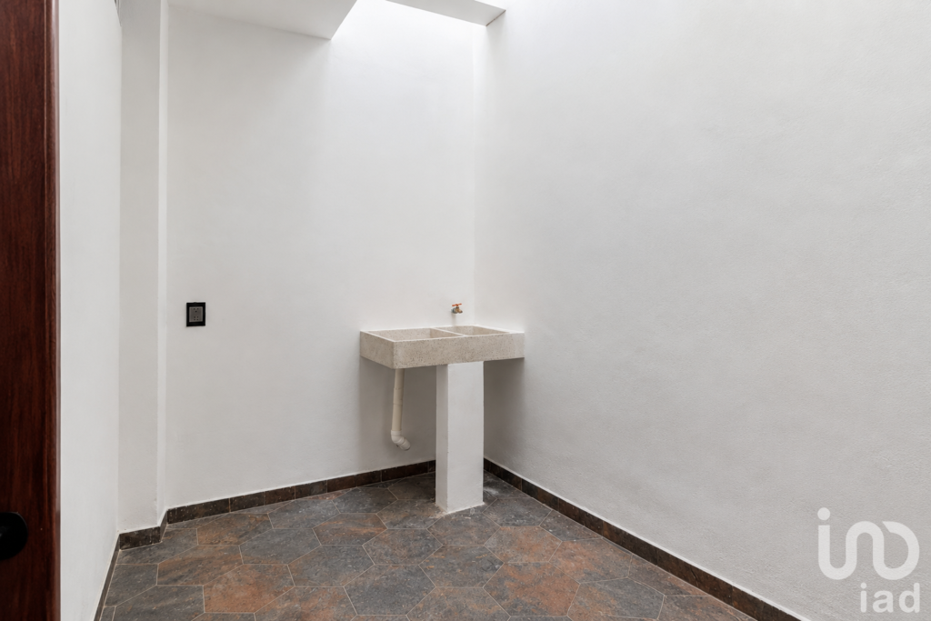 RESIDENCIA A ESTRENAR DE ESTILO CONTEMPORÁNEO CON ROOF GARDEN EN LA MAGDALENA TLALTELULCO