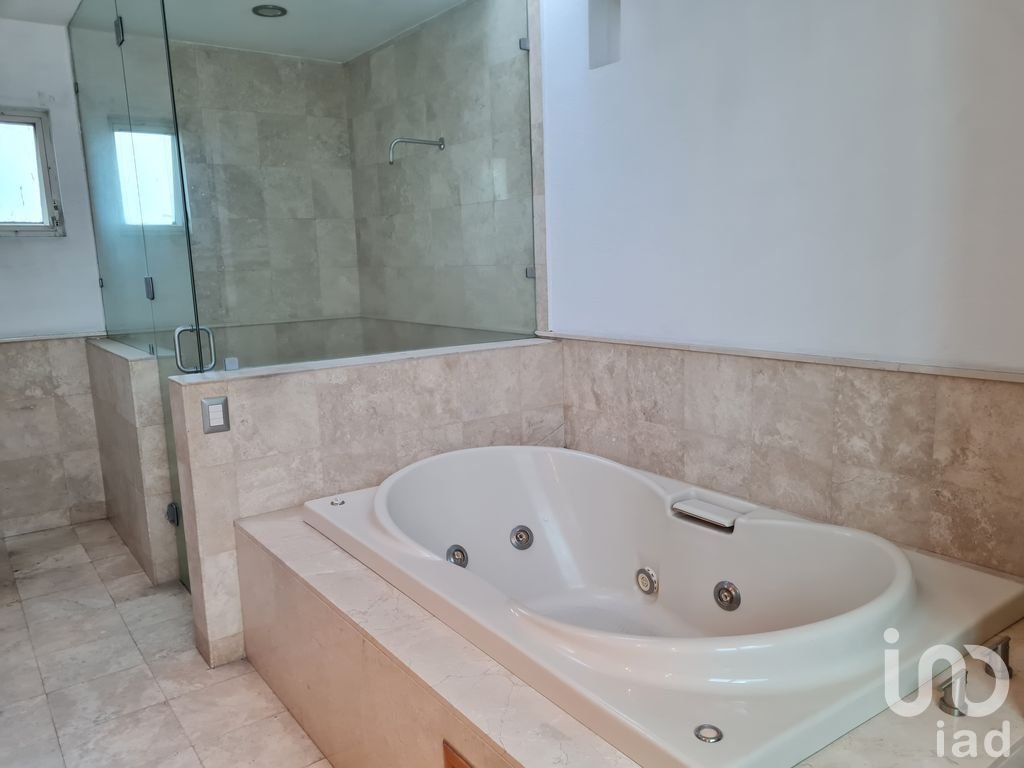 Casa en Renta en Fracc. Puerta De Hierro Zapopan