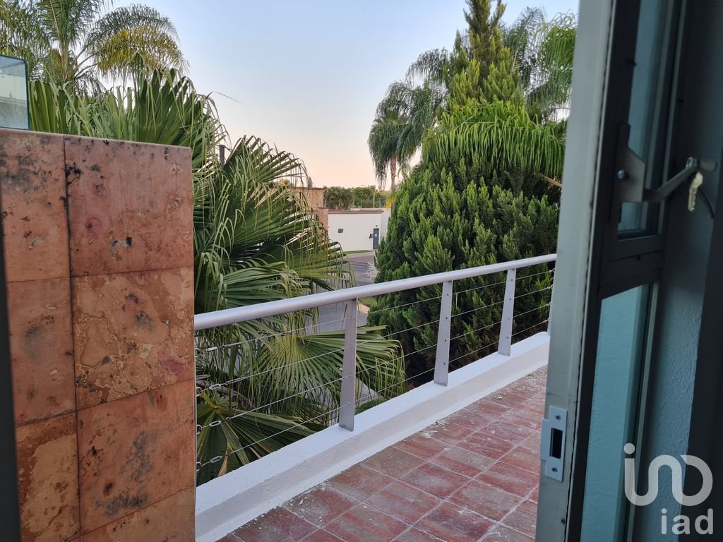 Casa en Renta en Fracc. Puerta De Hierro Zapopan
