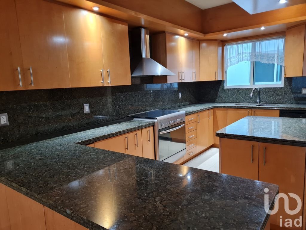 Casa en Renta en Fracc. Puerta De Hierro Zapopan