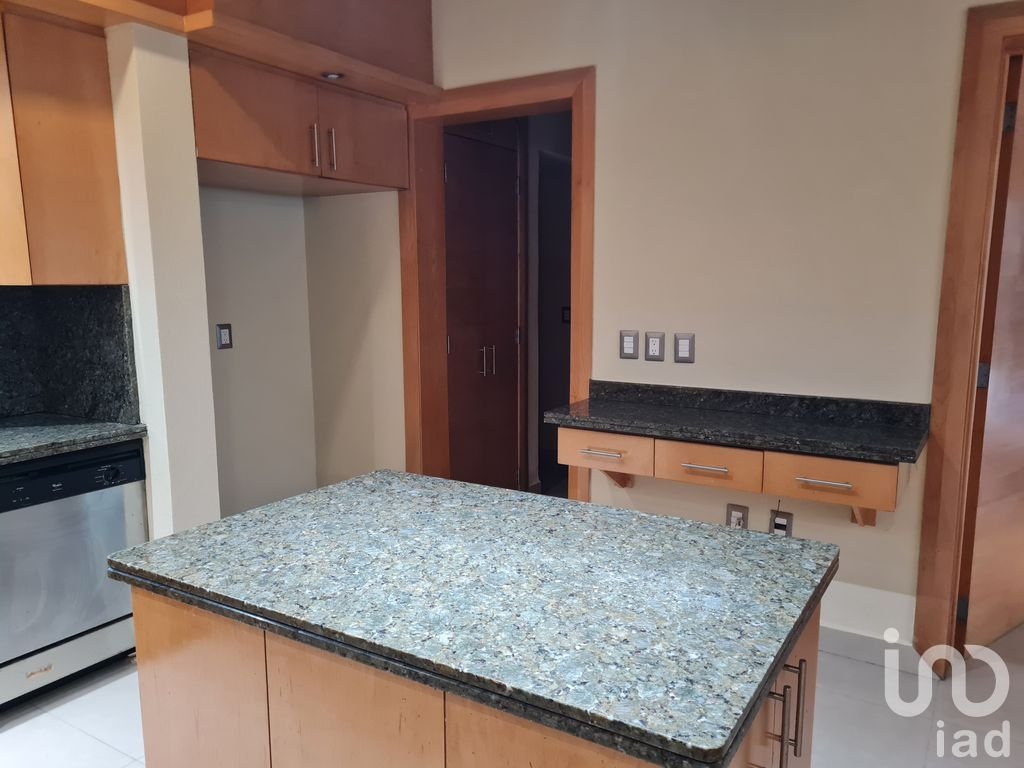 Casa en Renta en Fracc. Puerta De Hierro Zapopan